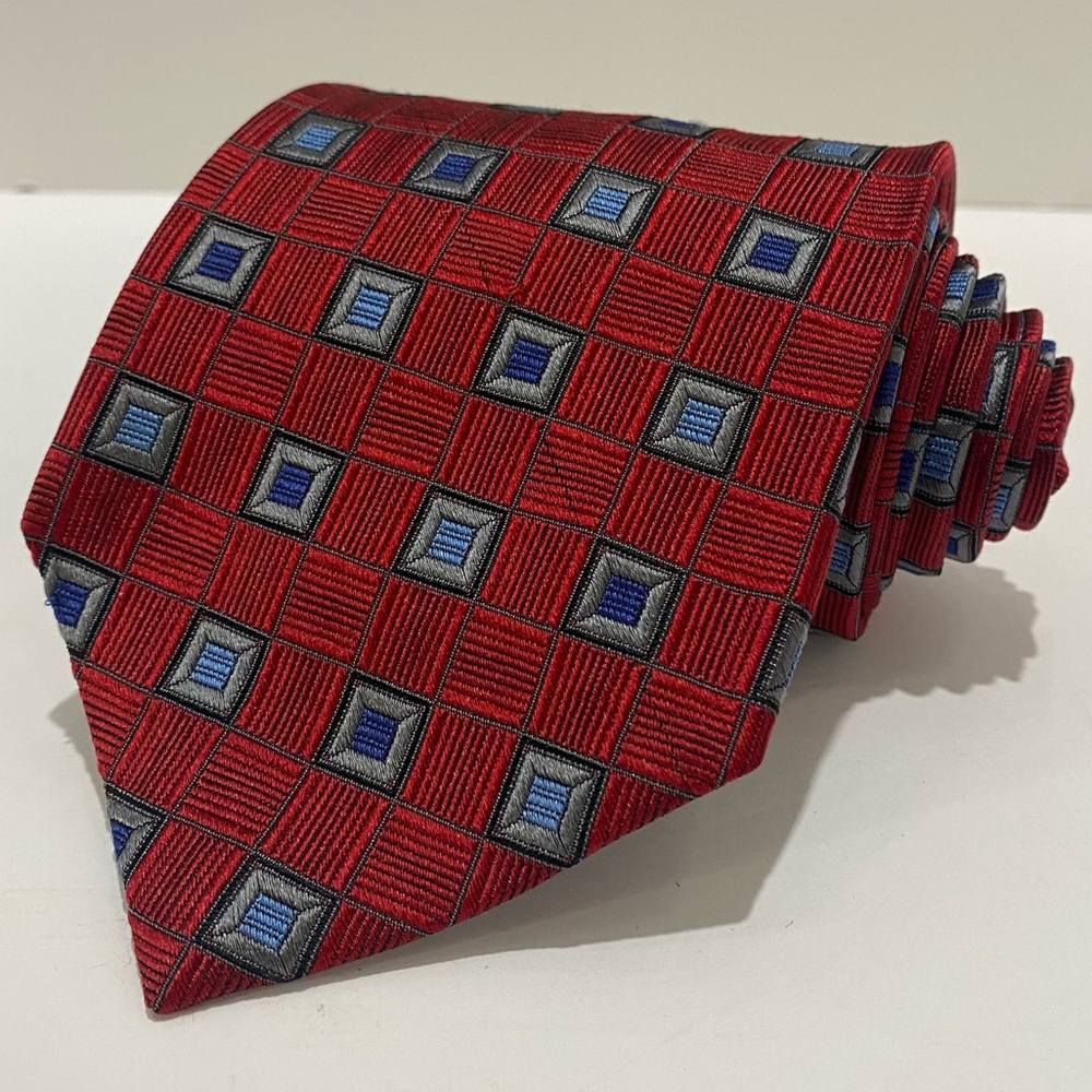 Jos. A. Bank Tie 100% Silk Red Blue Gray Geometric Squares 57" Classic